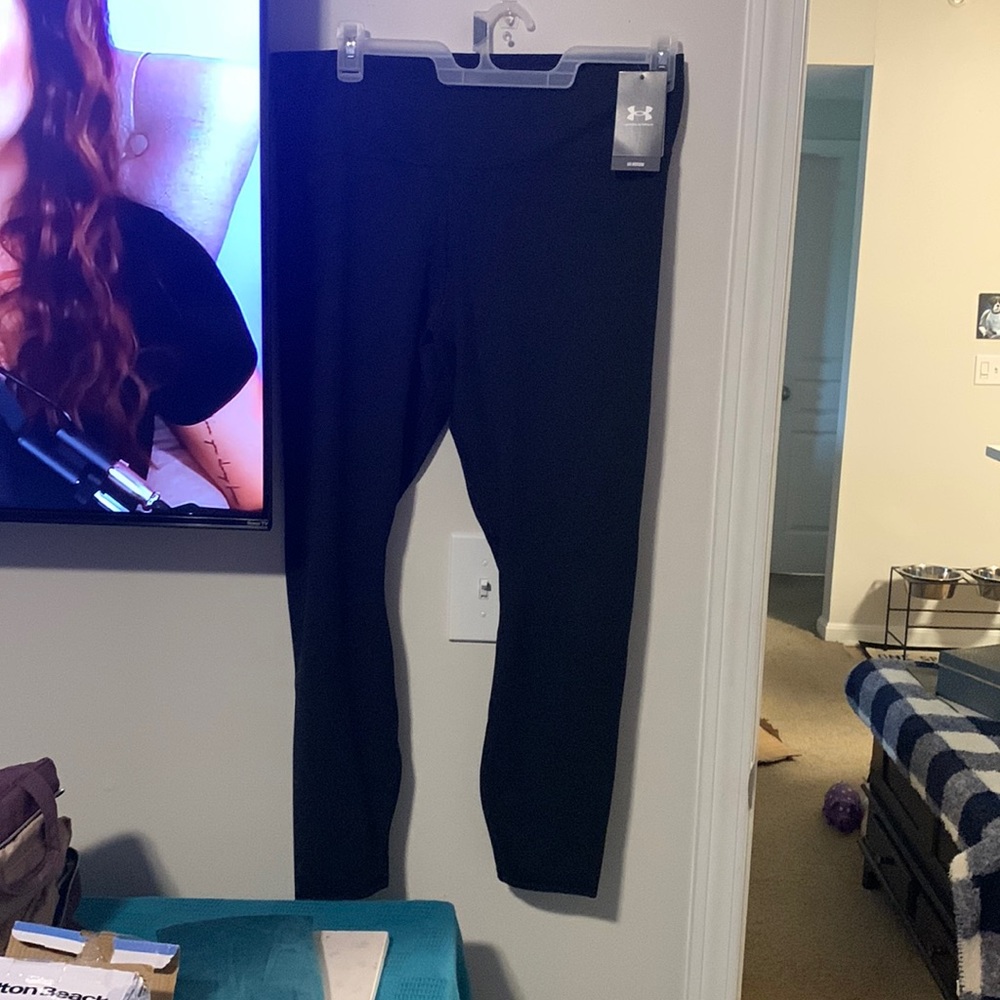 Under Armour - fitted, high rise, full length leggings - size XXLS (XXL short)